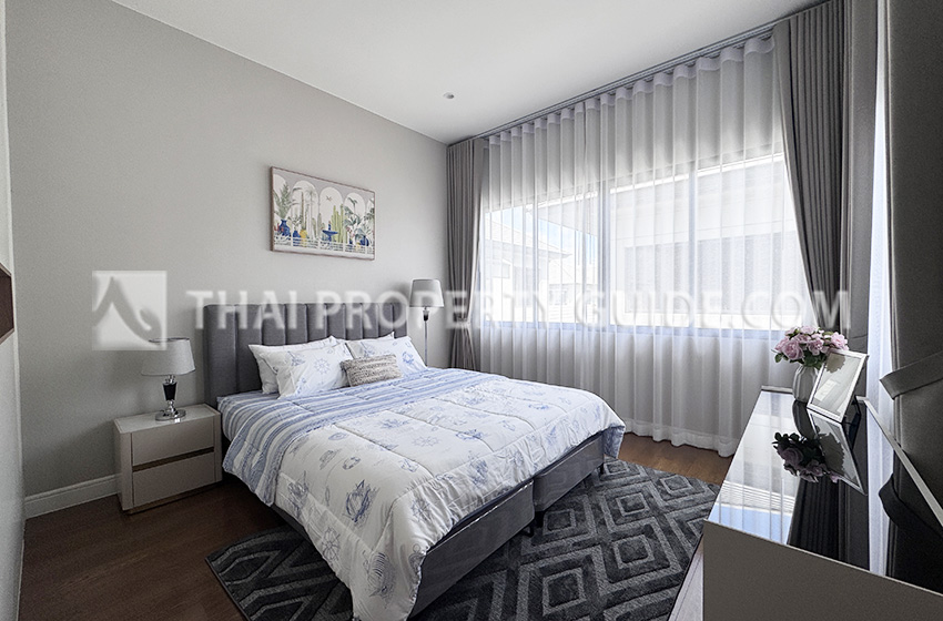 House with Shared Pool in Krung Thep Kritha 